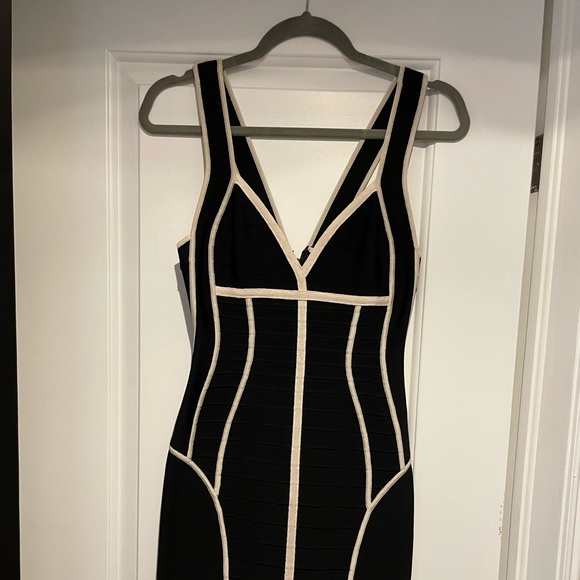 Authentic Herve Léger dress (black with white details) - Picture 2 of 3